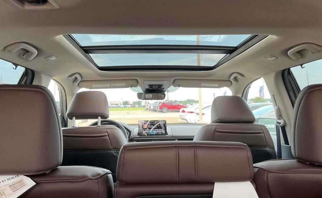 new 2025 Honda Pilot car, priced at $50,378