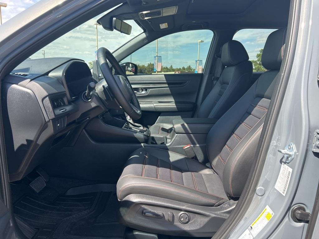 new 2026 Honda CR-V Hybrid car, priced at $40,415