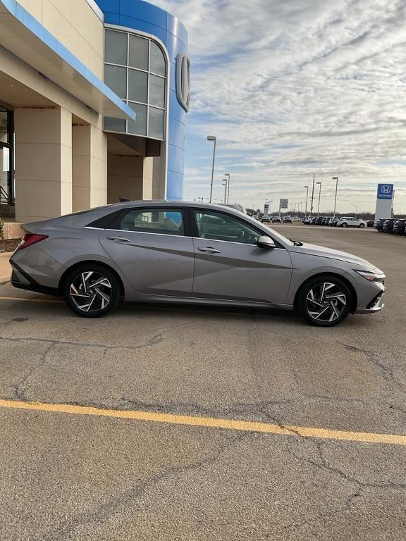 used 2024 Hyundai Elantra car, priced at $21,995