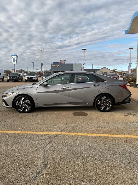 used 2024 Hyundai Elantra car, priced at $21,995