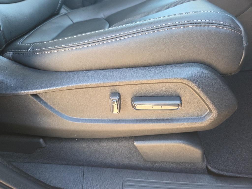 new 2025 Honda Pilot car, priced at $44,468