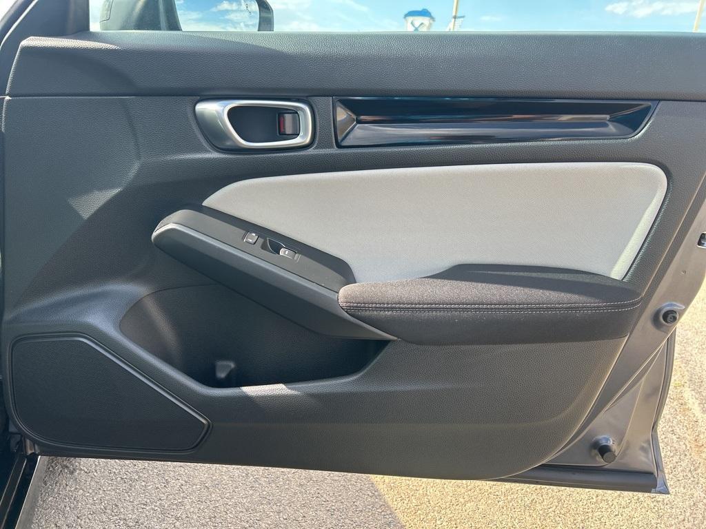 new 2026 Honda Civic Hybrid car, priced at $29,313