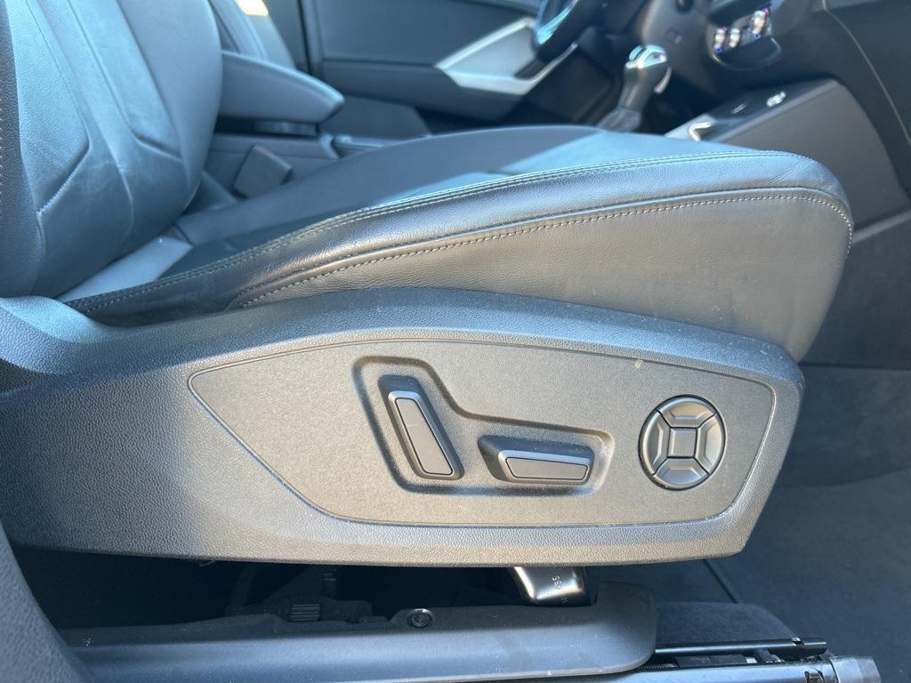 used 2024 Audi Q3 car, priced at $26,081