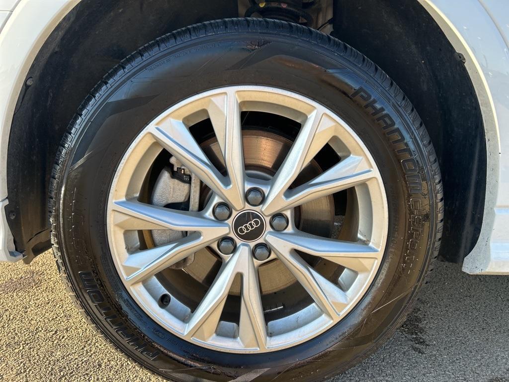 used 2024 Audi Q3 car, priced at $26,081