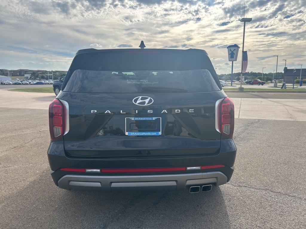 used 2024 Hyundai Palisade car, priced at $32,748