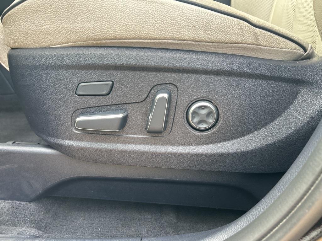 used 2024 Hyundai Palisade car, priced at $32,748