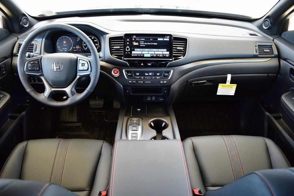 new 2025 Honda Ridgeline car, priced at $44,162