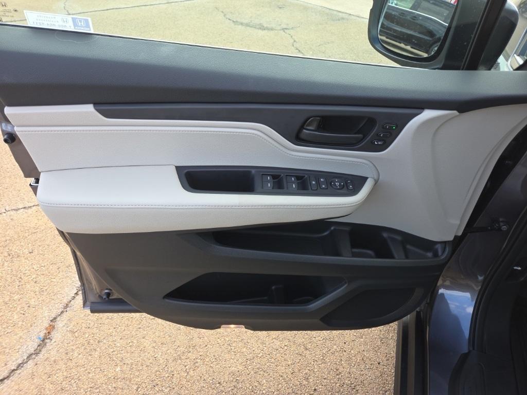 new 2026 Honda Odyssey car, priced at $42,037