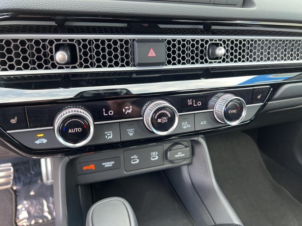 new 2025 Honda Civic Hybrid car, priced at $30,418