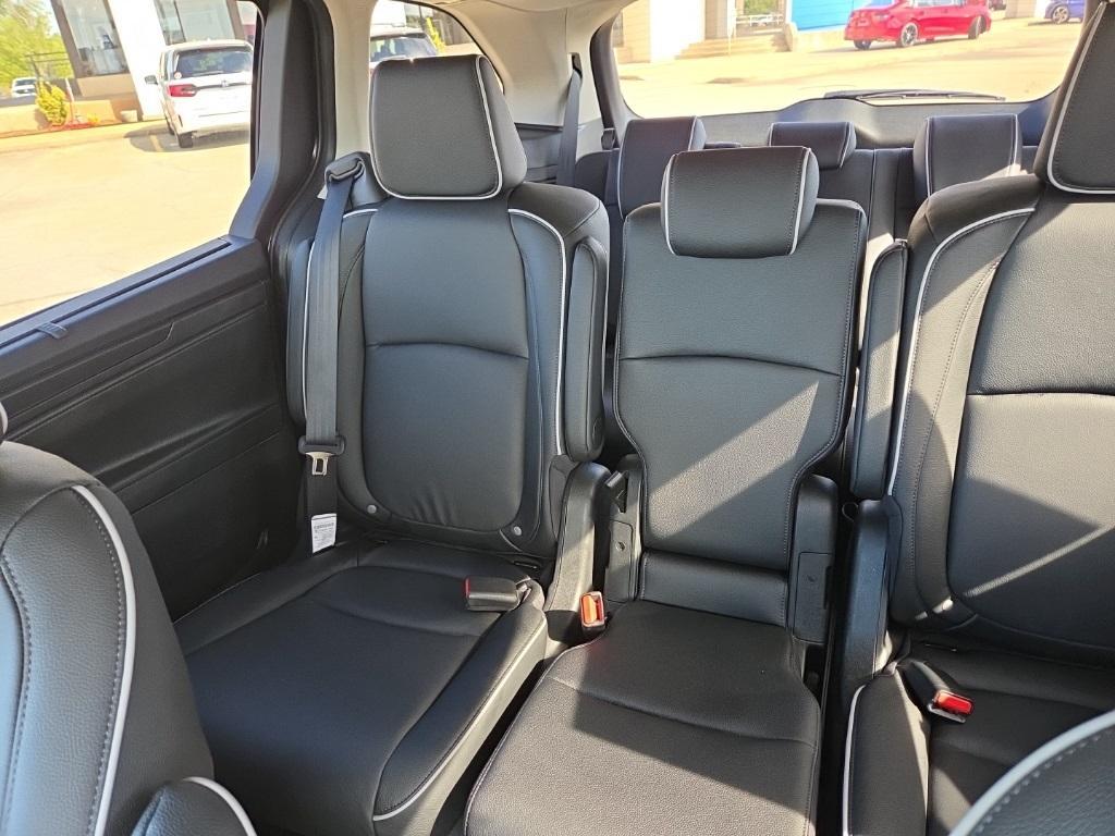 new 2026 Honda Odyssey car, priced at $46,433