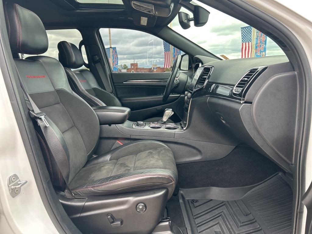 used 2020 Jeep Grand Cherokee car, priced at $25,524