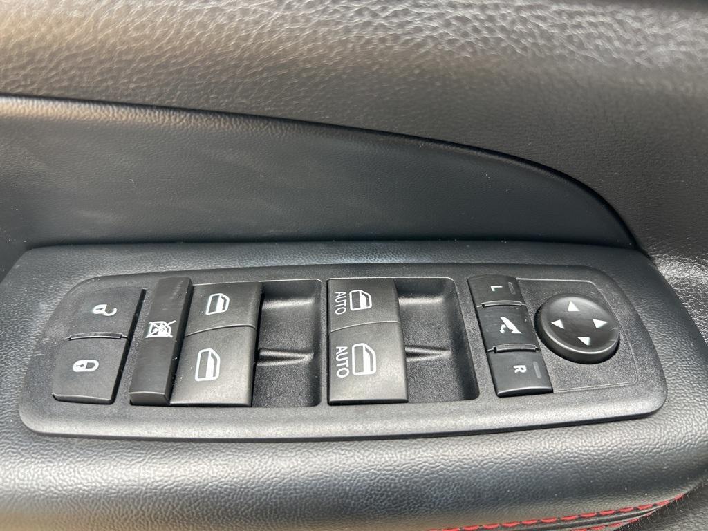 used 2020 Jeep Grand Cherokee car, priced at $25,524
