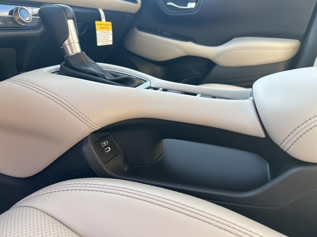 new 2026 Honda HR-V car, priced at $30,288