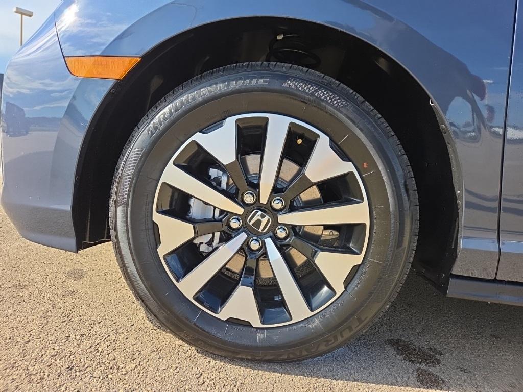 new 2026 Honda Odyssey car, priced at $43,083