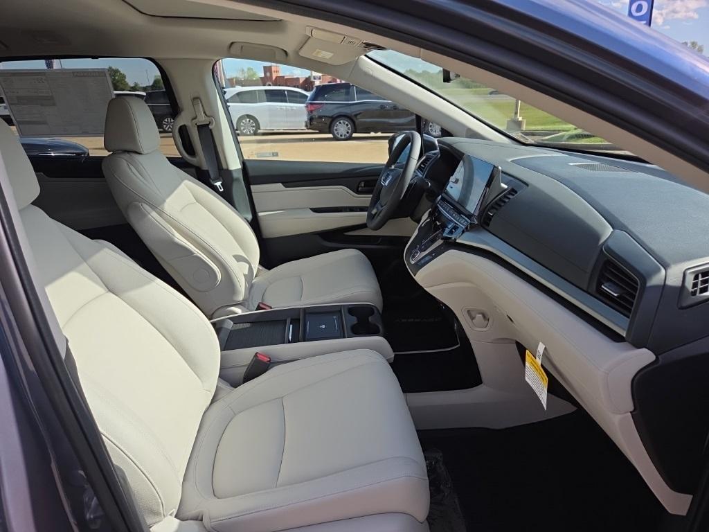 new 2026 Honda Odyssey car, priced at $43,083