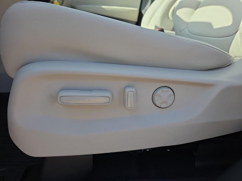 new 2026 Honda Odyssey car, priced at $43,083