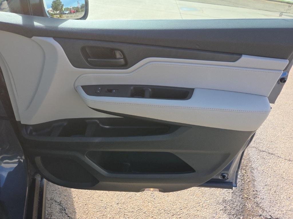 new 2026 Honda Odyssey car, priced at $43,083