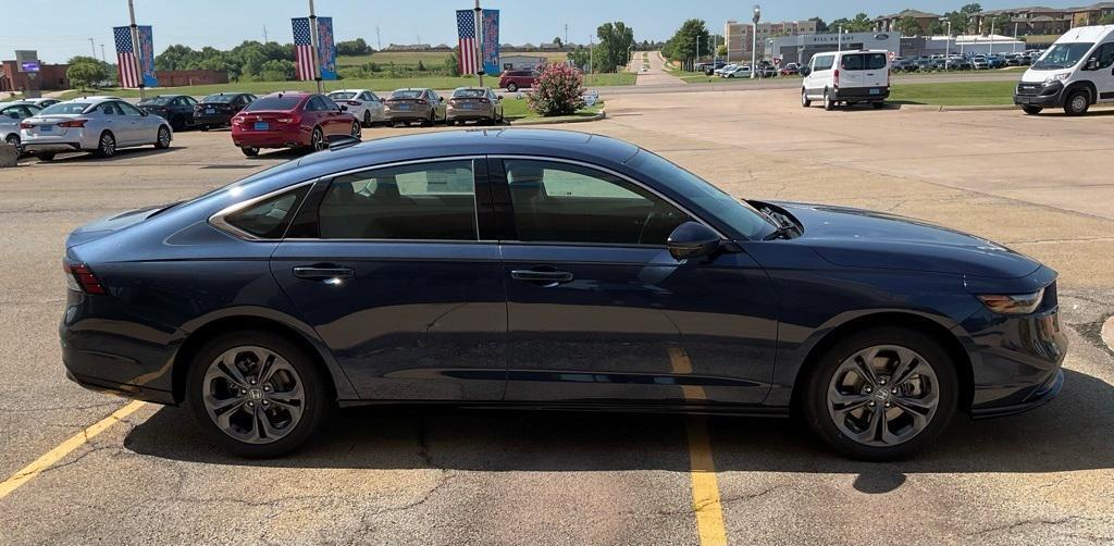 new 2025 Honda Accord Hybrid car, priced at $34,474