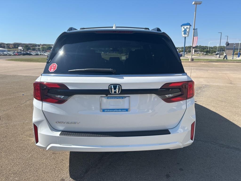 new 2026 Honda Odyssey car, priced at $42,910