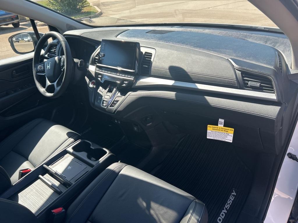 new 2026 Honda Odyssey car, priced at $42,910