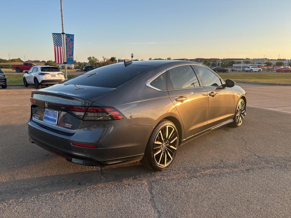 new 2025 Honda Accord Hybrid car, priced at $37,821