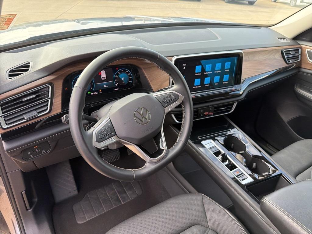 used 2025 Volkswagen Atlas car, priced at $34,896