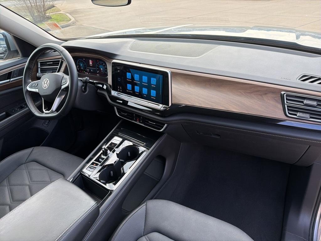 used 2025 Volkswagen Atlas car, priced at $34,896