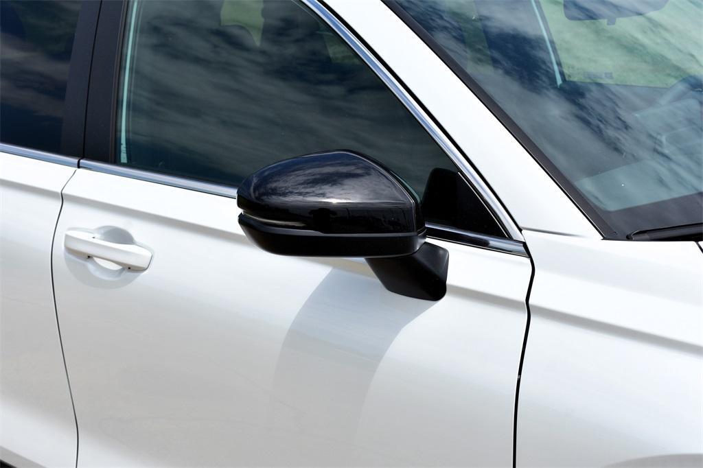 new 2025 Honda CR-V Hybrid car, priced at $37,500