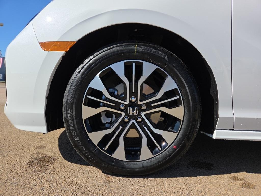 new 2026 Honda Odyssey car, priced at $53,645