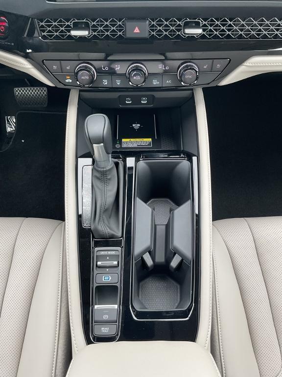 new 2025 Honda Accord Hybrid car, priced at $37,821