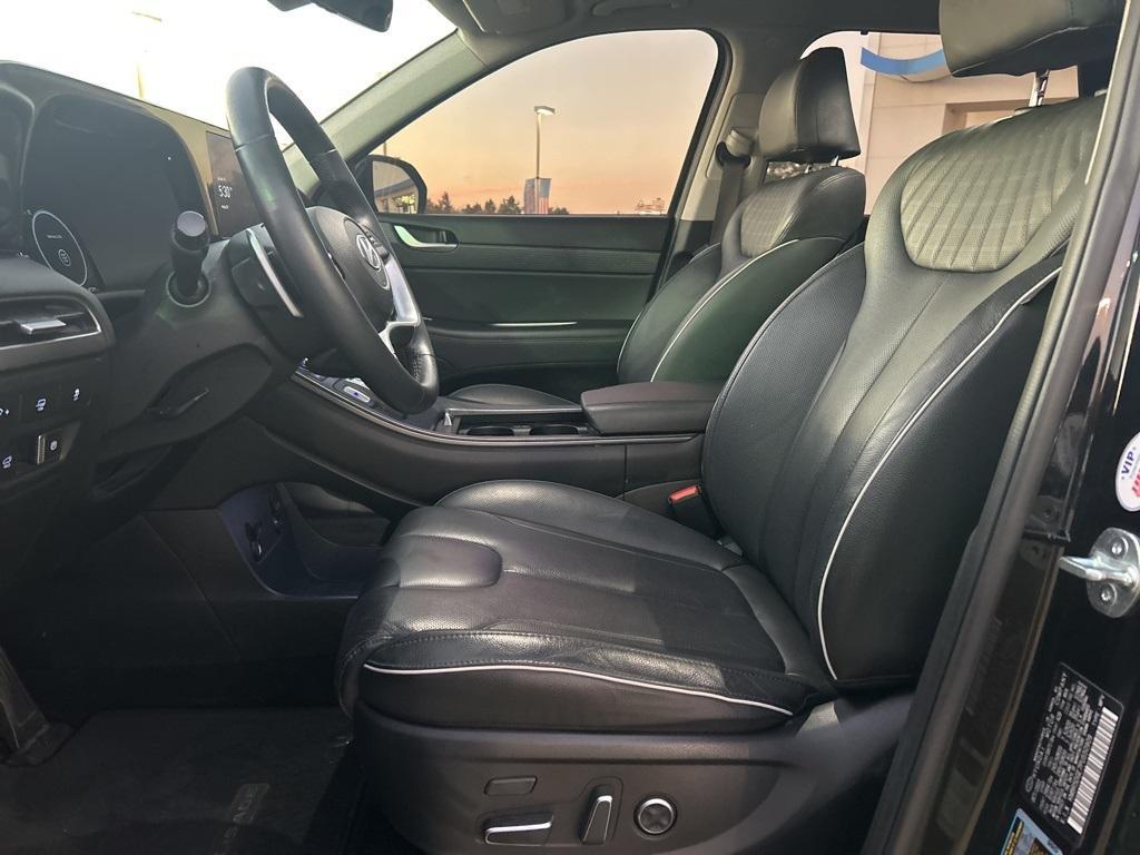 used 2023 Hyundai Palisade car, priced at $37,637
