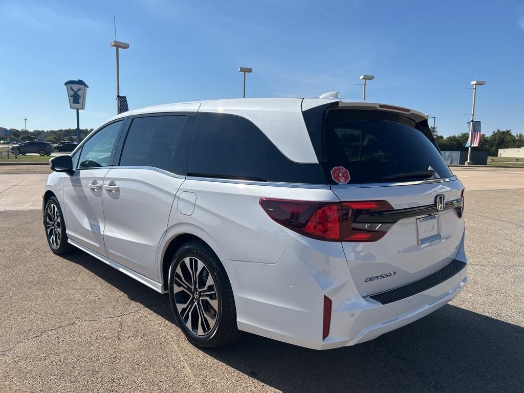 new 2026 Honda Odyssey car, priced at $52,150