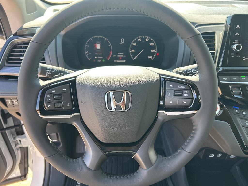 new 2026 Honda Odyssey car, priced at $52,150