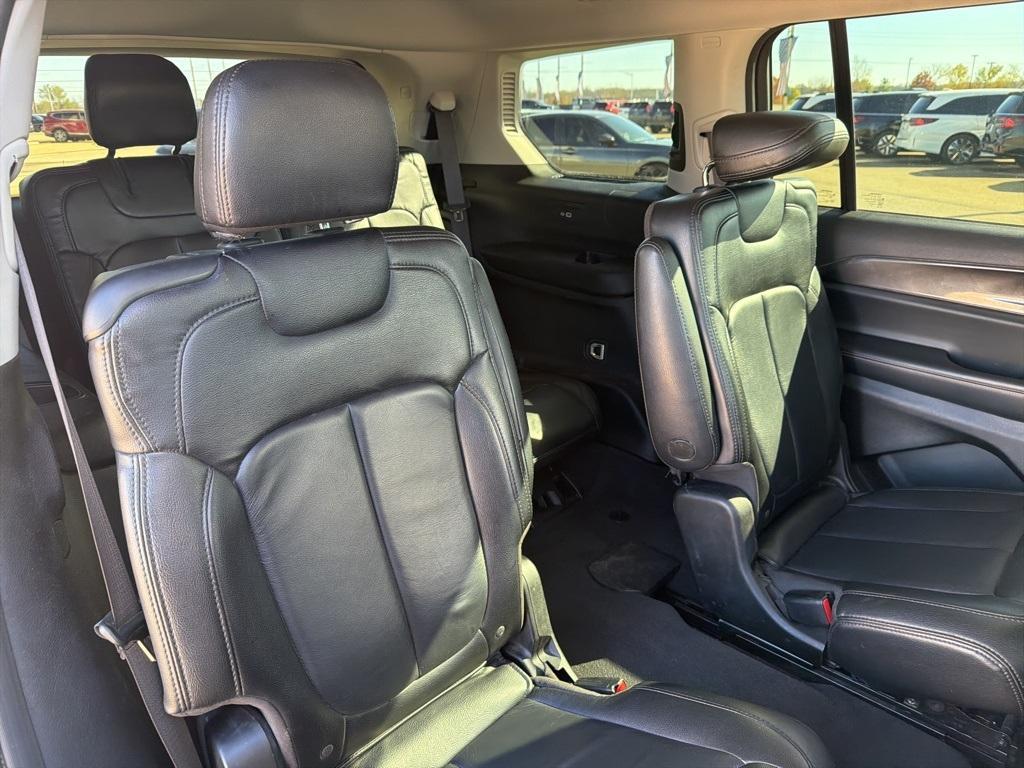 used 2022 Jeep Grand Cherokee L car, priced at $23,781