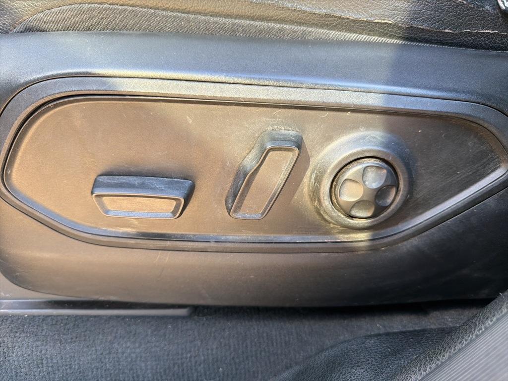 used 2022 Jeep Grand Cherokee L car, priced at $23,781