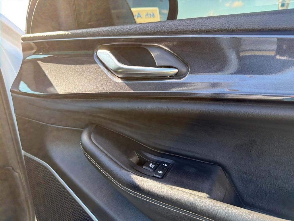 used 2022 Jeep Grand Cherokee L car, priced at $23,781