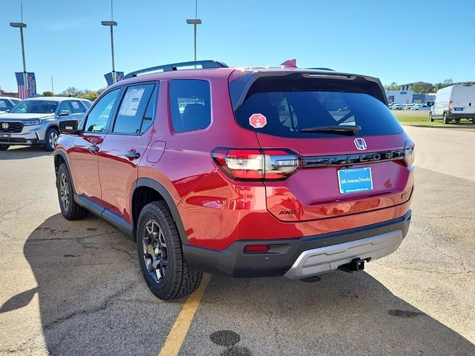 new 2025 Honda Pilot car, priced at $50,950