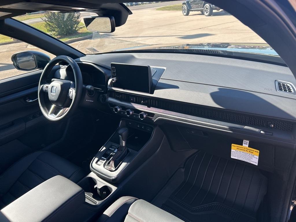 new 2026 Honda CR-V Hybrid car, priced at $39,983