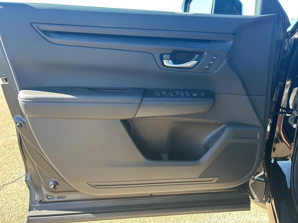 new 2026 Honda CR-V Hybrid car, priced at $39,983