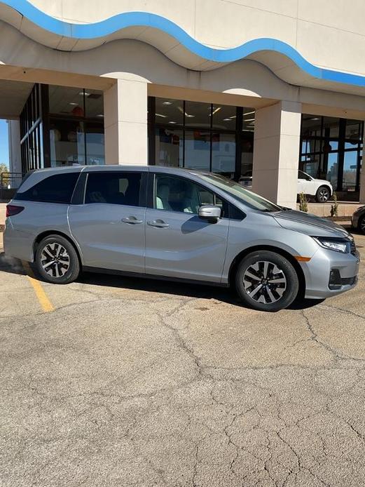 new 2025 Honda Odyssey car, priced at $40,818