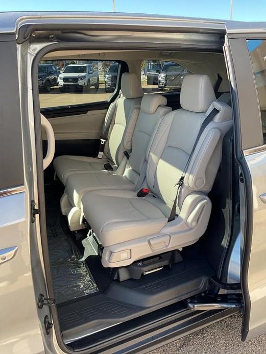 new 2025 Honda Odyssey car, priced at $40,818