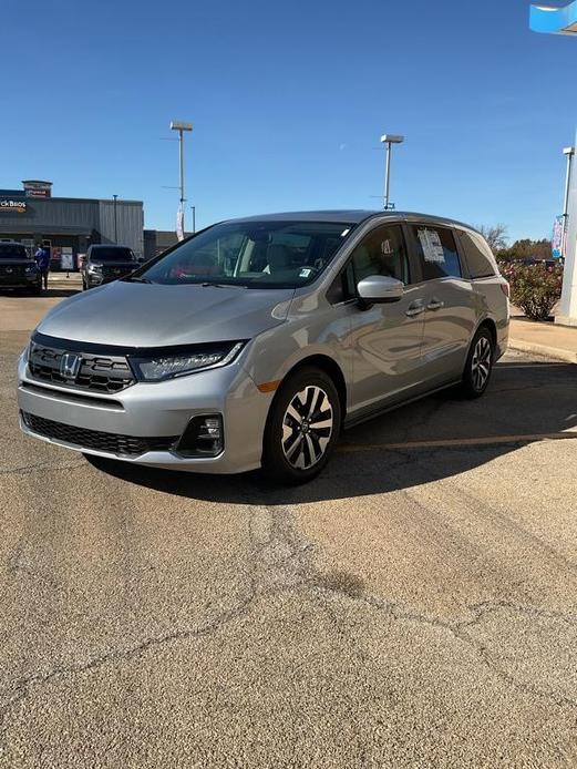 new 2025 Honda Odyssey car, priced at $40,818