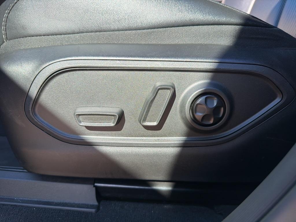 used 2024 Jeep Grand Cherokee L car, priced at $34,542