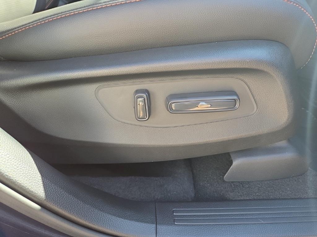 new 2026 Honda CR-V Hybrid car, priced at $39,783