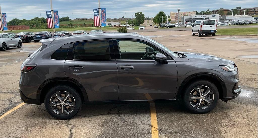 new 2025 Honda HR-V car, priced at $31,038