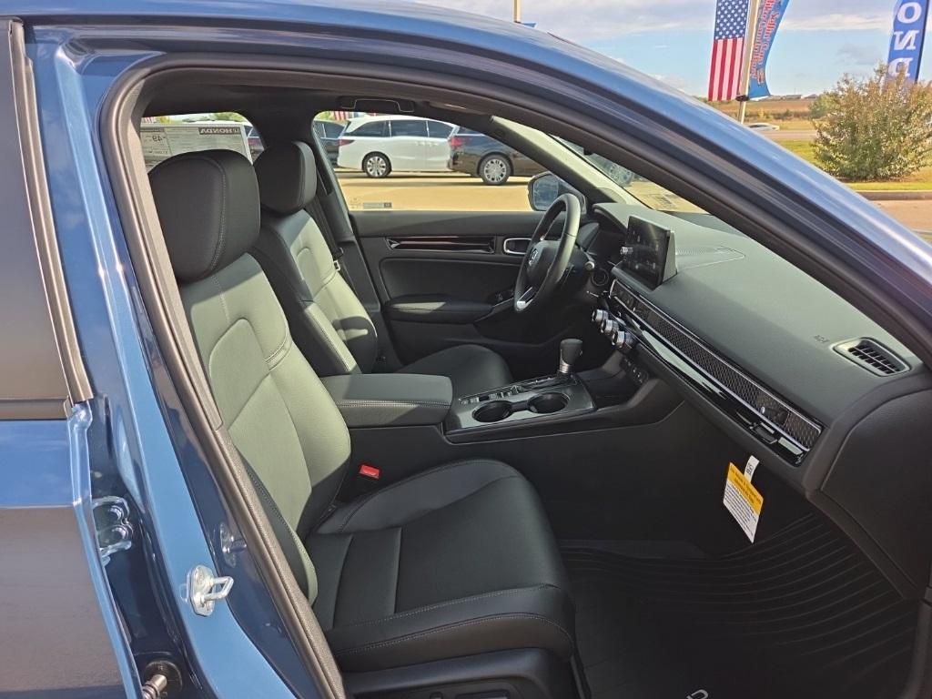 new 2026 Honda Civic Hybrid car, priced at $32,121