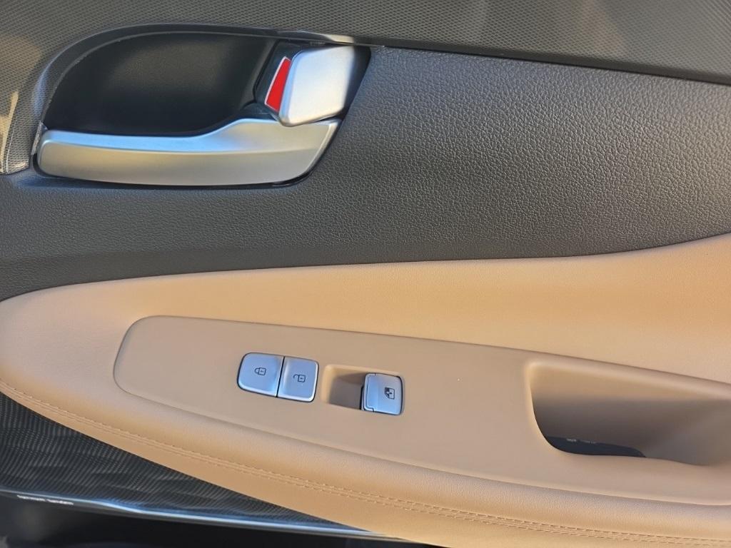 used 2023 Hyundai Santa Fe car, priced at $21,600