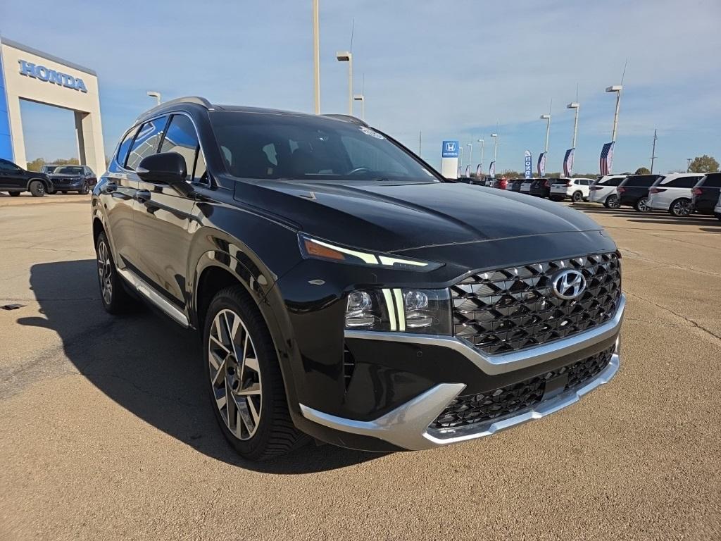 used 2023 Hyundai Santa Fe car, priced at $21,600