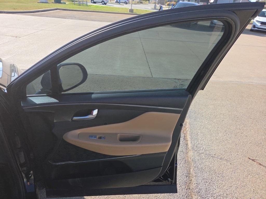 used 2023 Hyundai Santa Fe car, priced at $21,600