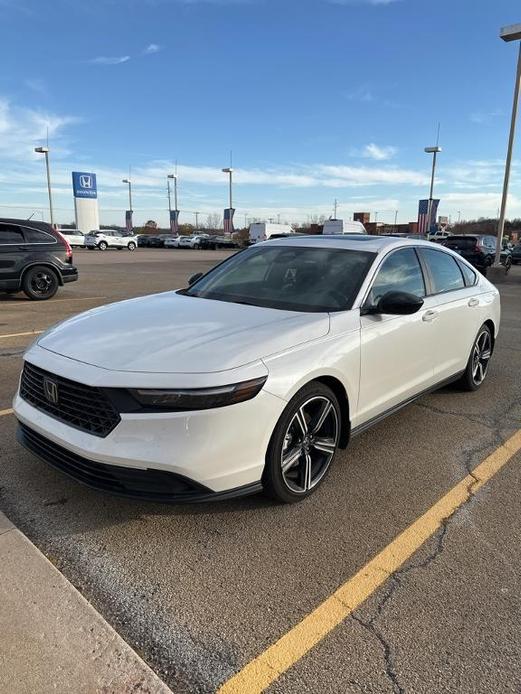 used 2025 Honda Accord Hybrid car, priced at $33,989